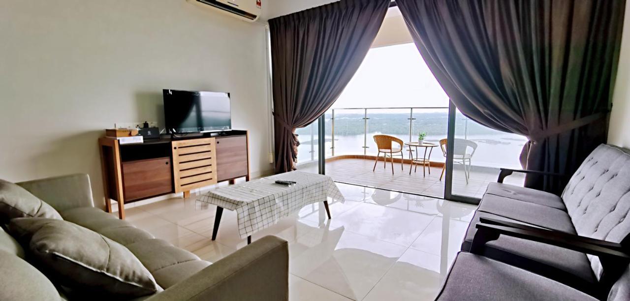 조호르 바루 Superb Seaview Royal Strand Danga Bay Country Garden 아파트 외부 사진